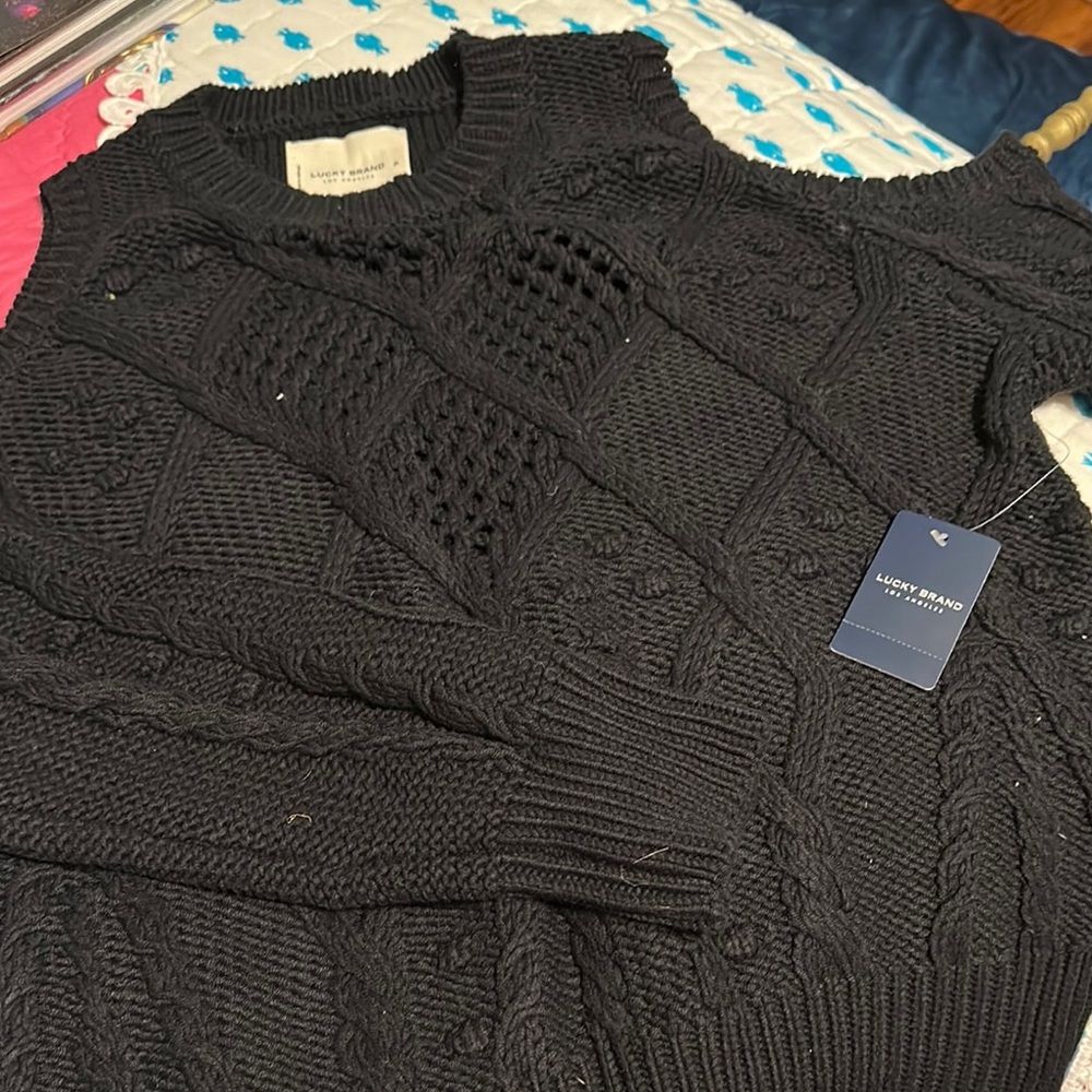 Lucky Brand Black cold shoulder Sweater size M